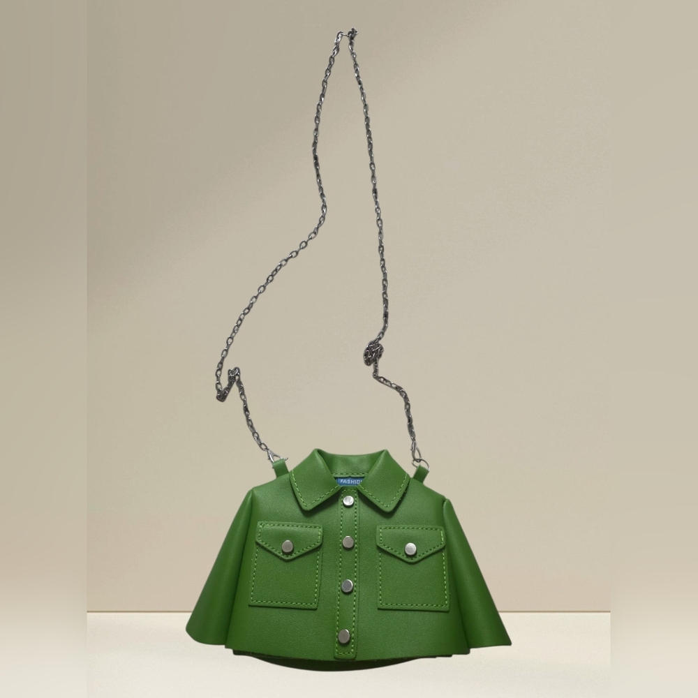 Shirt-Inspired Handbag – Playful Collar Design + Chain Strap Chic
